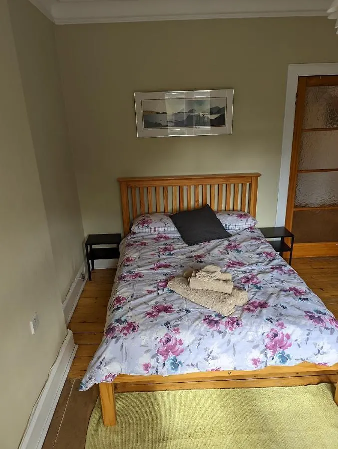 Cozy 2 Double Bedroom Flat In The Heart Of Leith Edinburgh